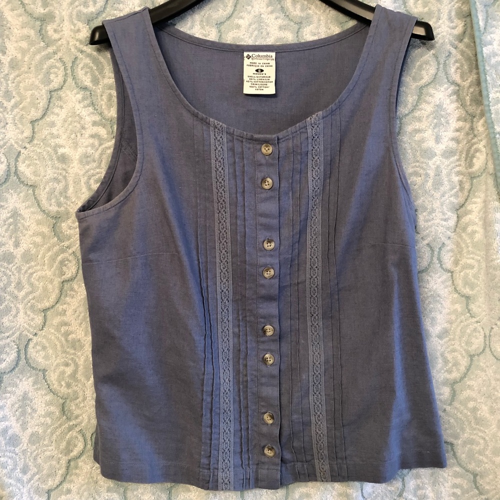 Columbia chambray sleeveless button up blouse